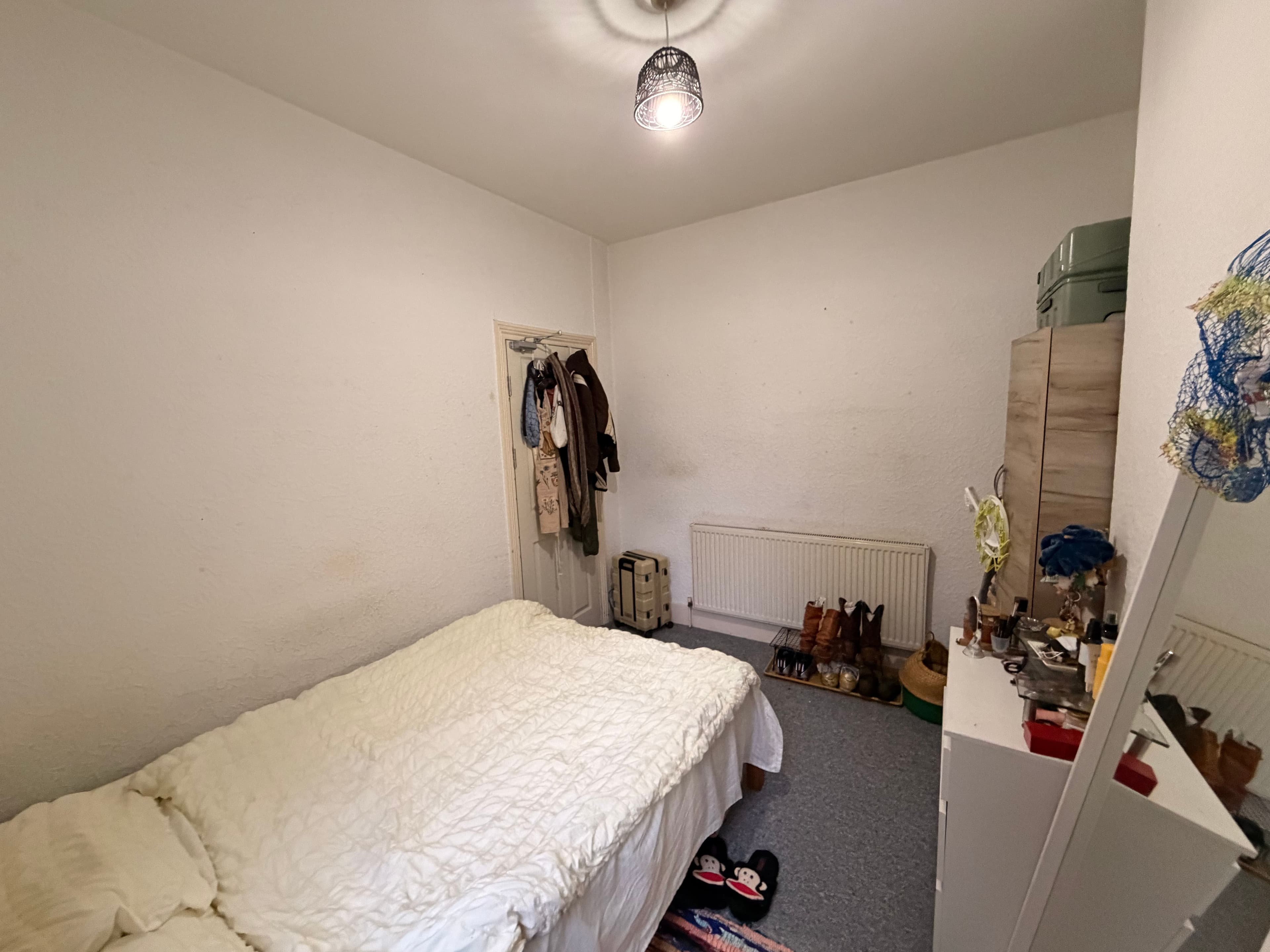 Double Bedroom Available in cosy, creative home – Canning Town (E13) - photo 2