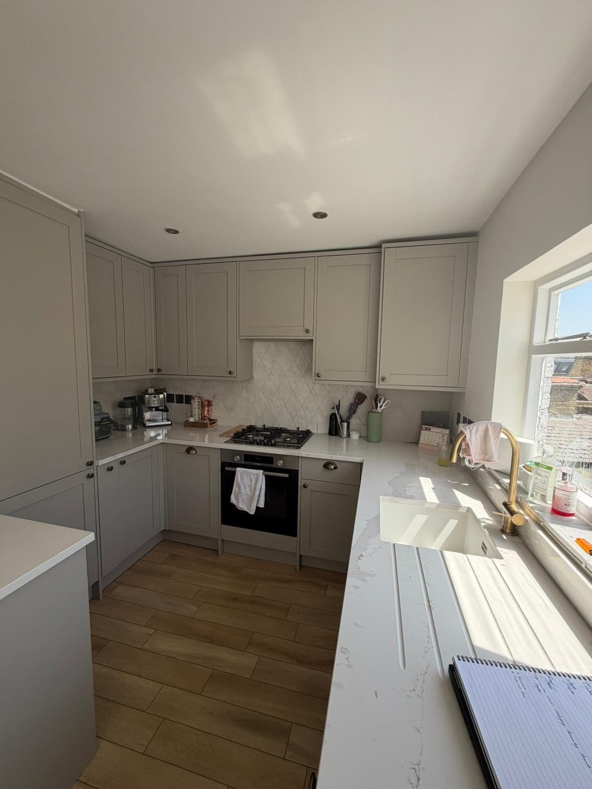 Room to rent - immediately available - photo 2