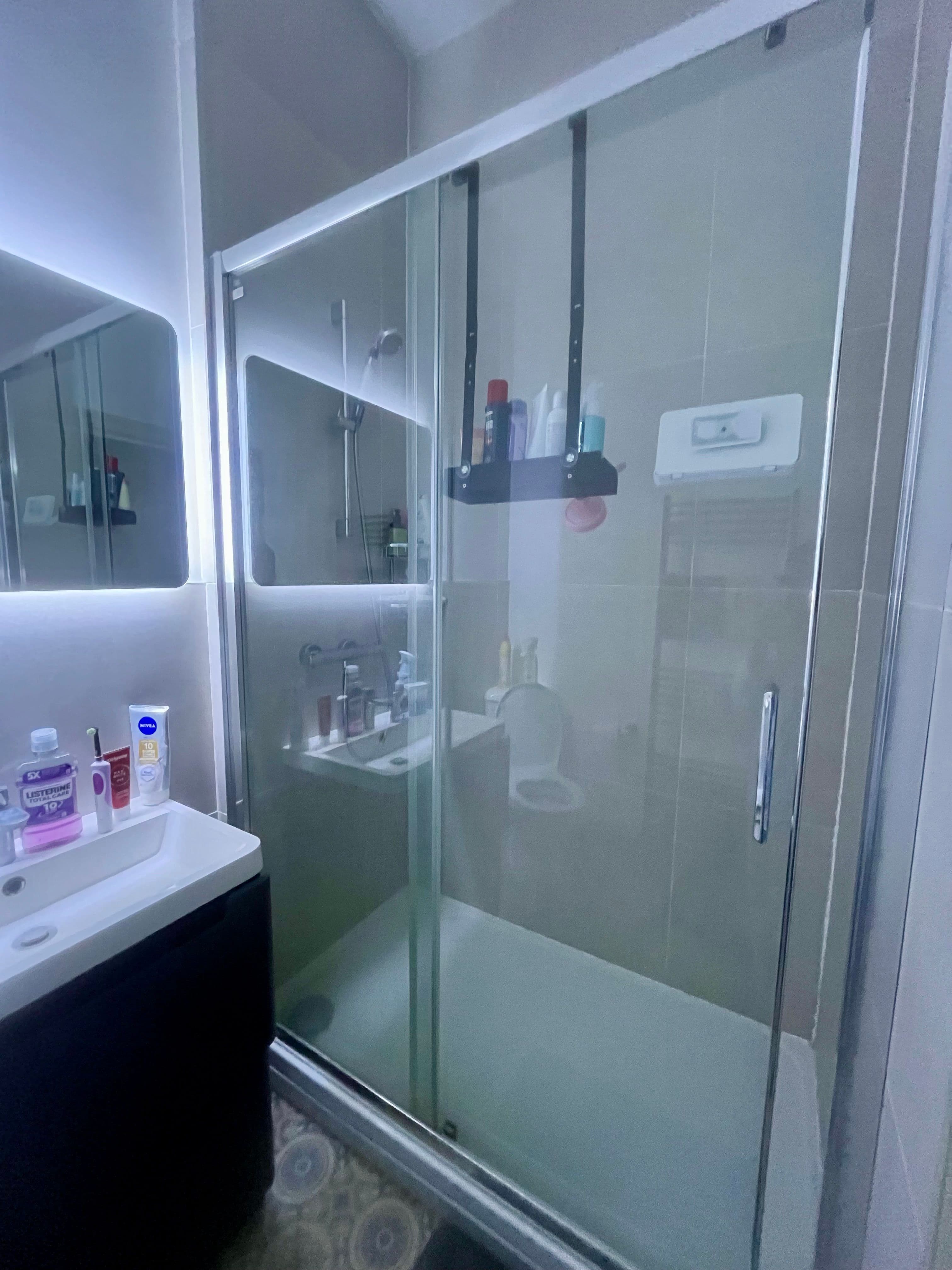 Ensuite Double Room - Modern & Furnished - photo 4