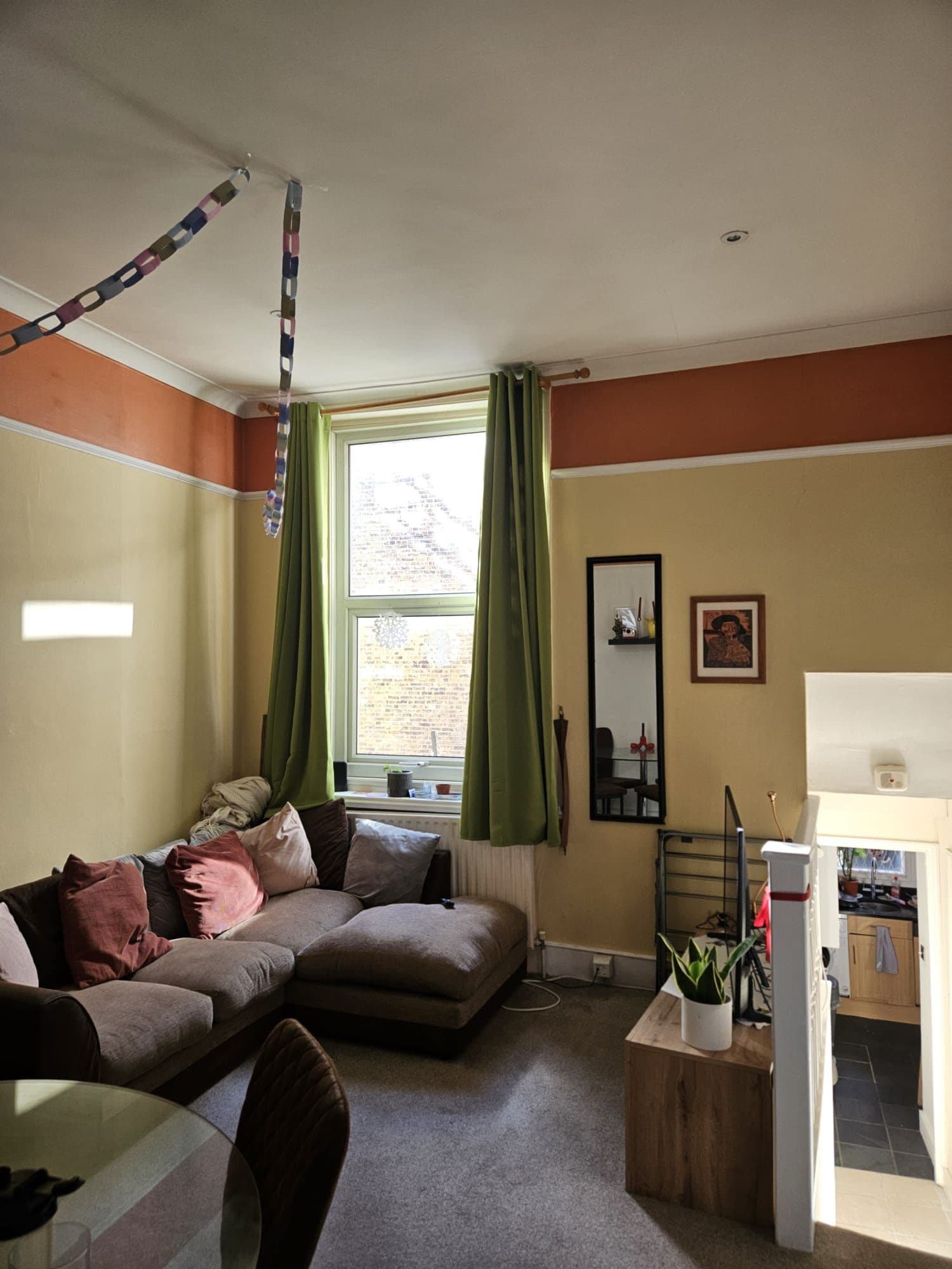 🏠 Bright Sunny Room Available in 2bed Near Putney Bridge🏠 - photo 2