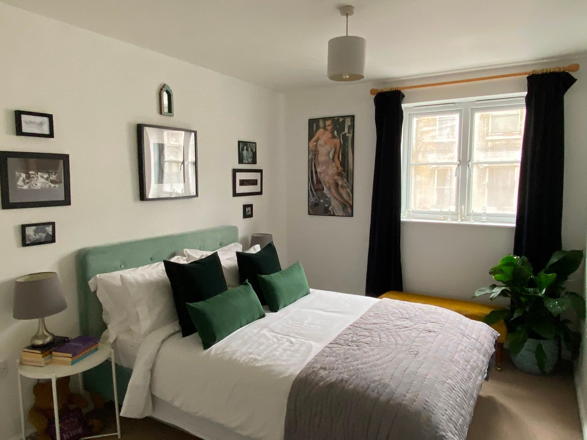 Spacious Double Room With En Suite Available In Gorgeous Brixton Hill Home - photo 1