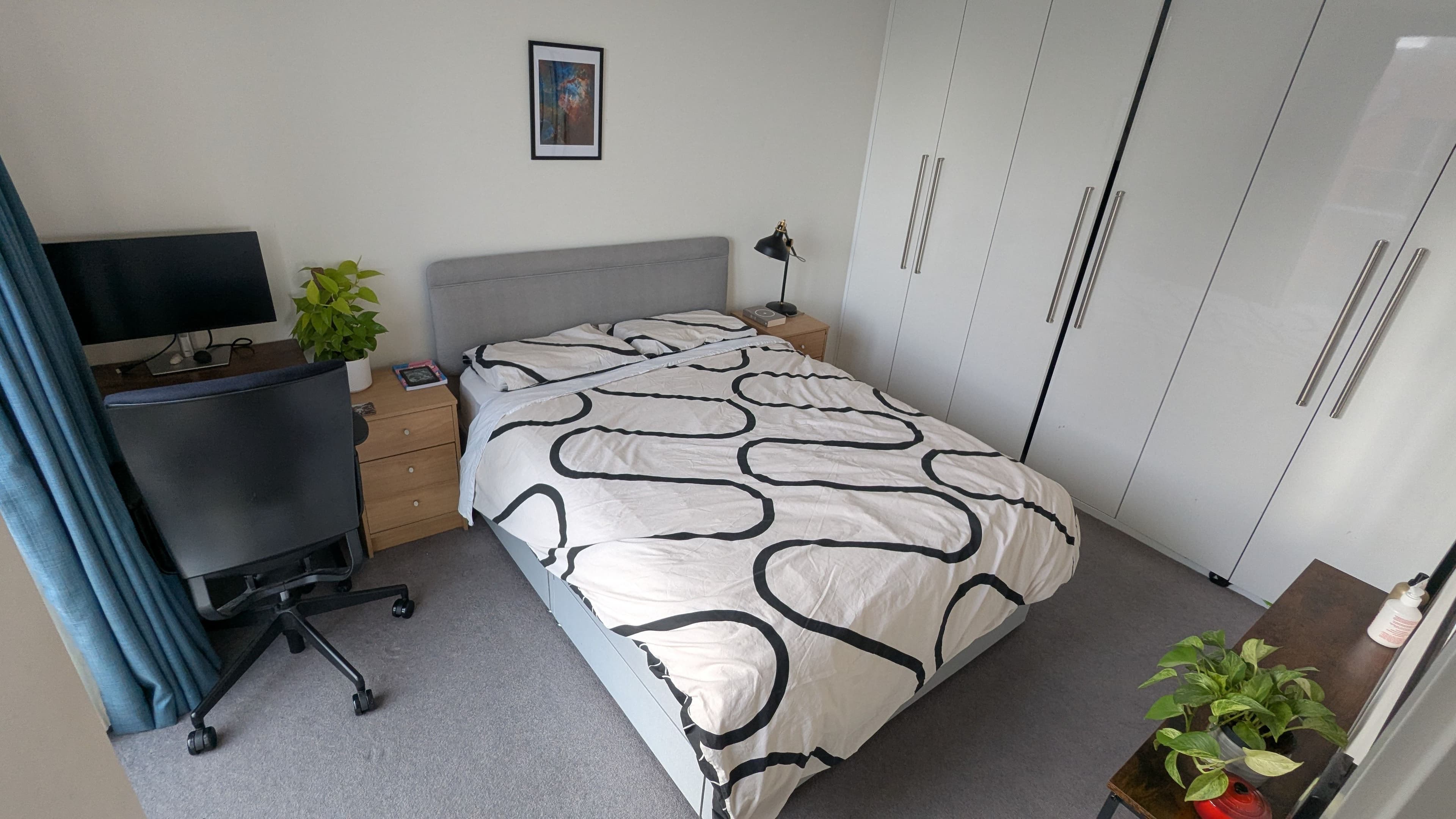 Large Double Room - Sixth Floor West Hampstead - photo 1