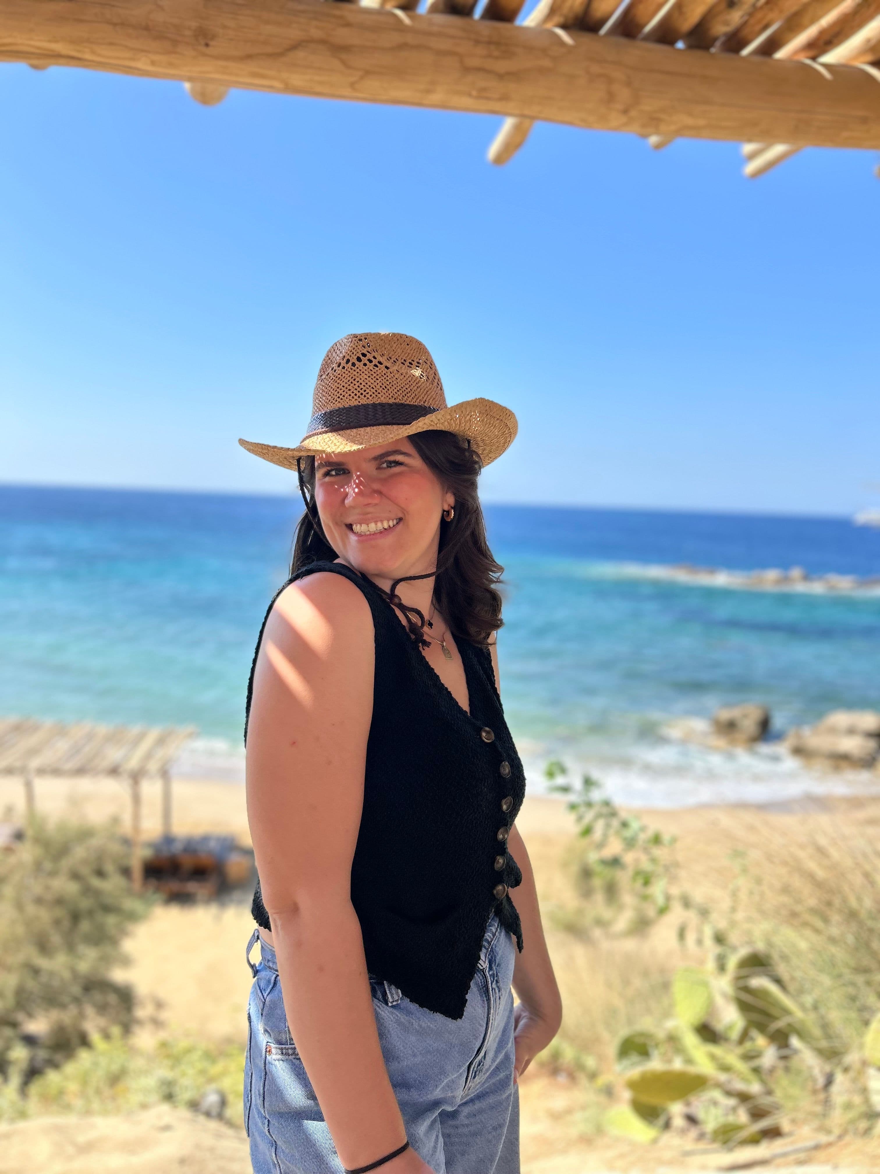 25 yr old TV Producer Looking For Room from Mid June - photo 2