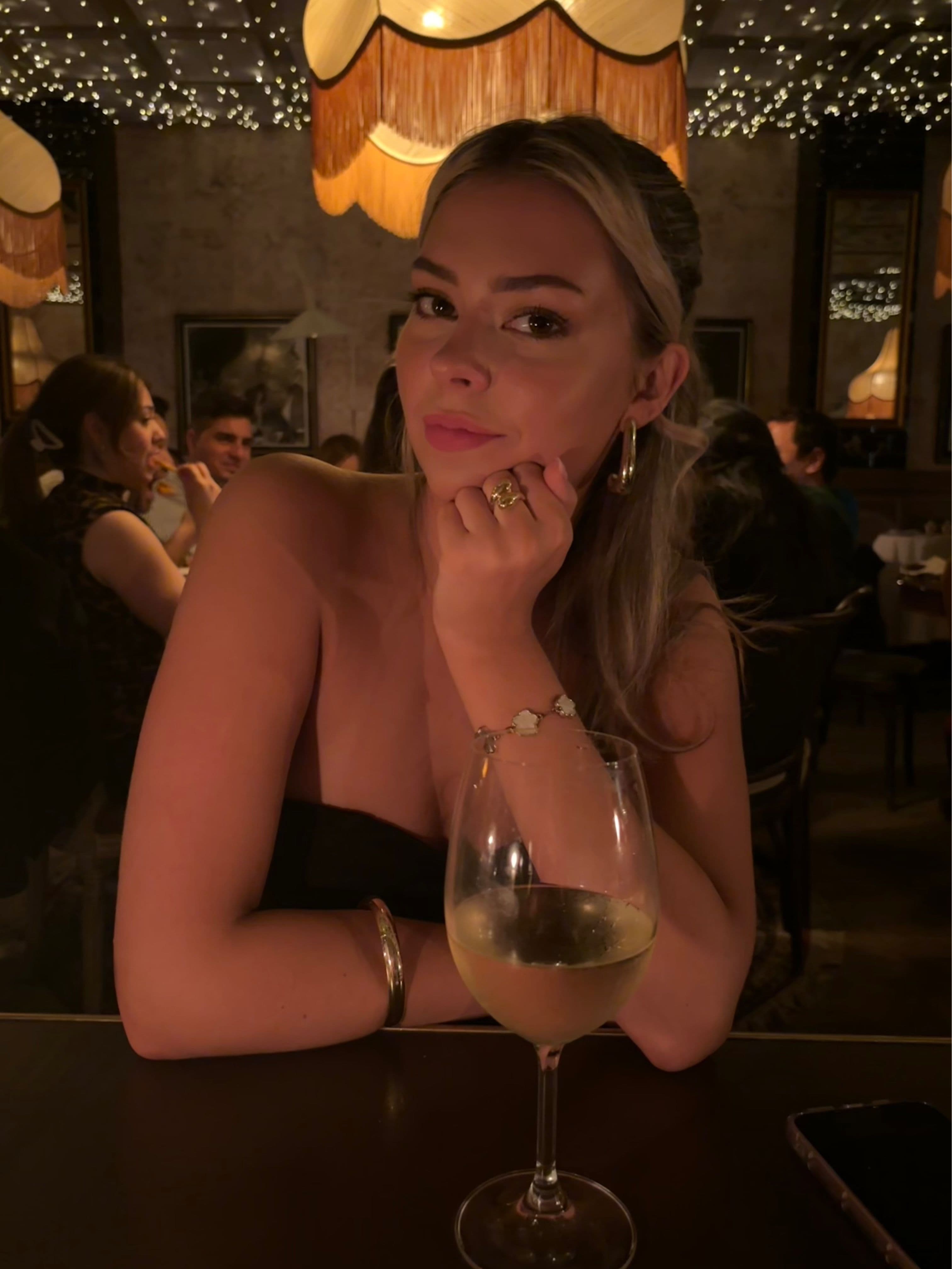 Looking for a place in SW!! - photo 1