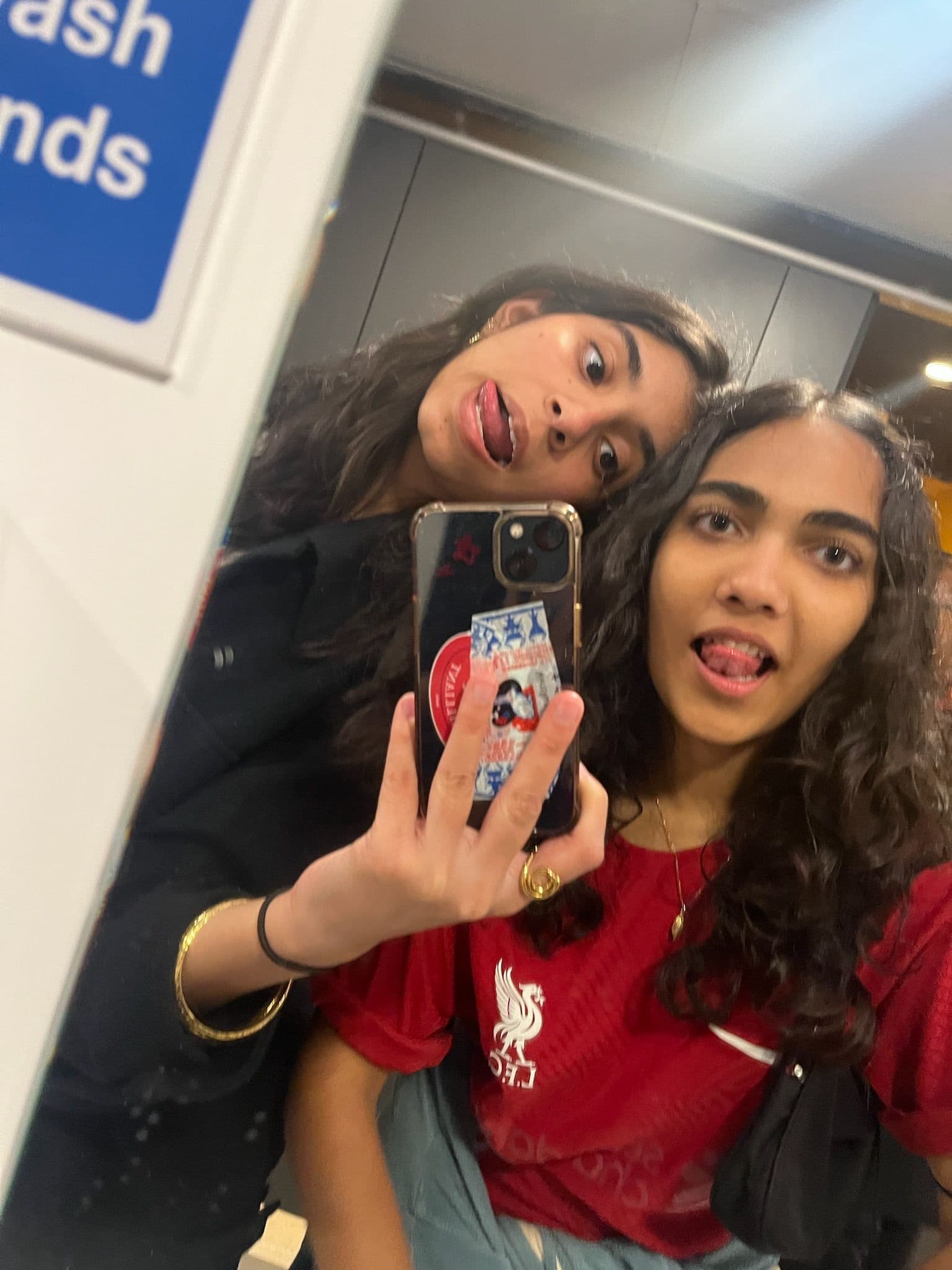 looking for flatmates/duos to join us! — photo 2