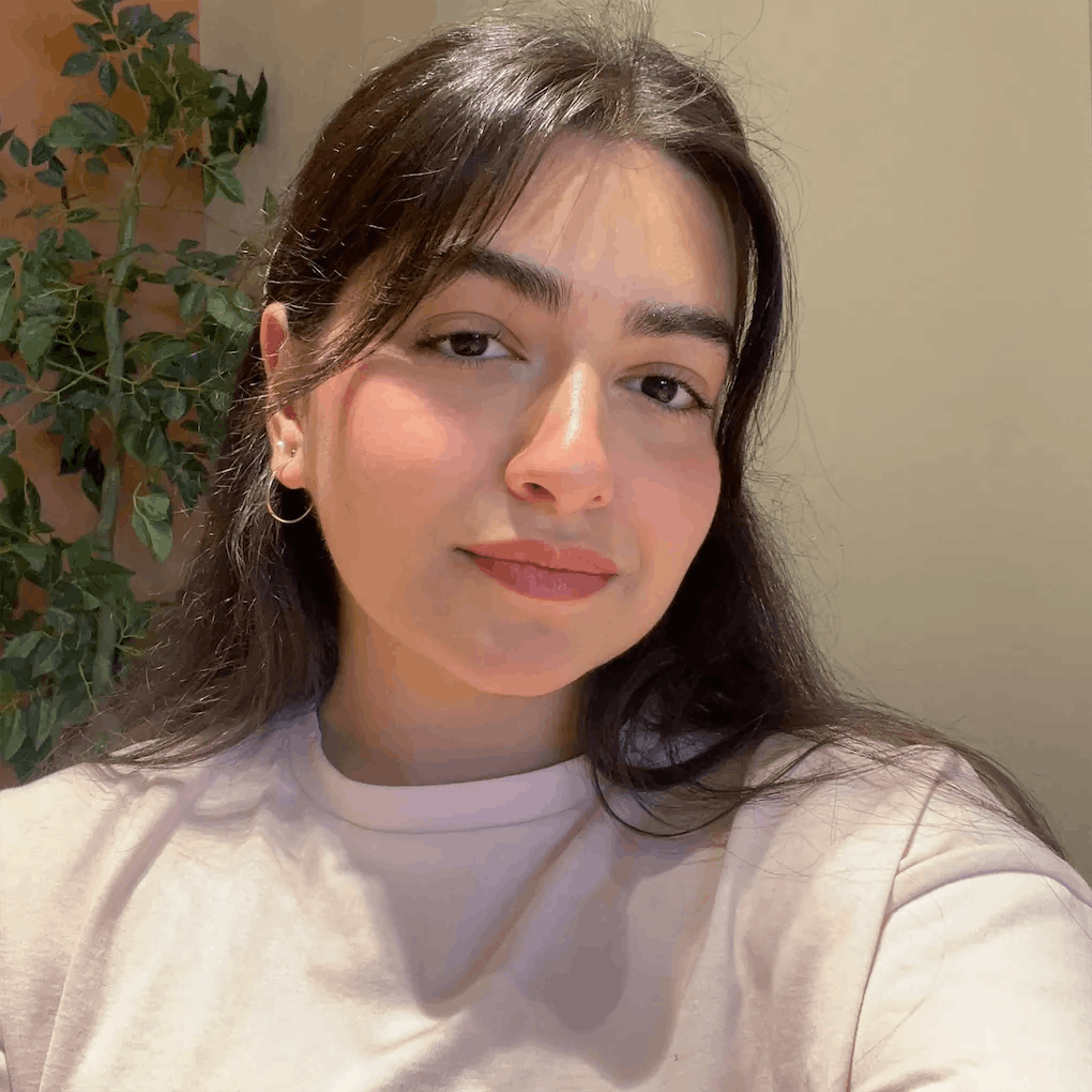ROOM WANTED for this COOL girl — photo 1