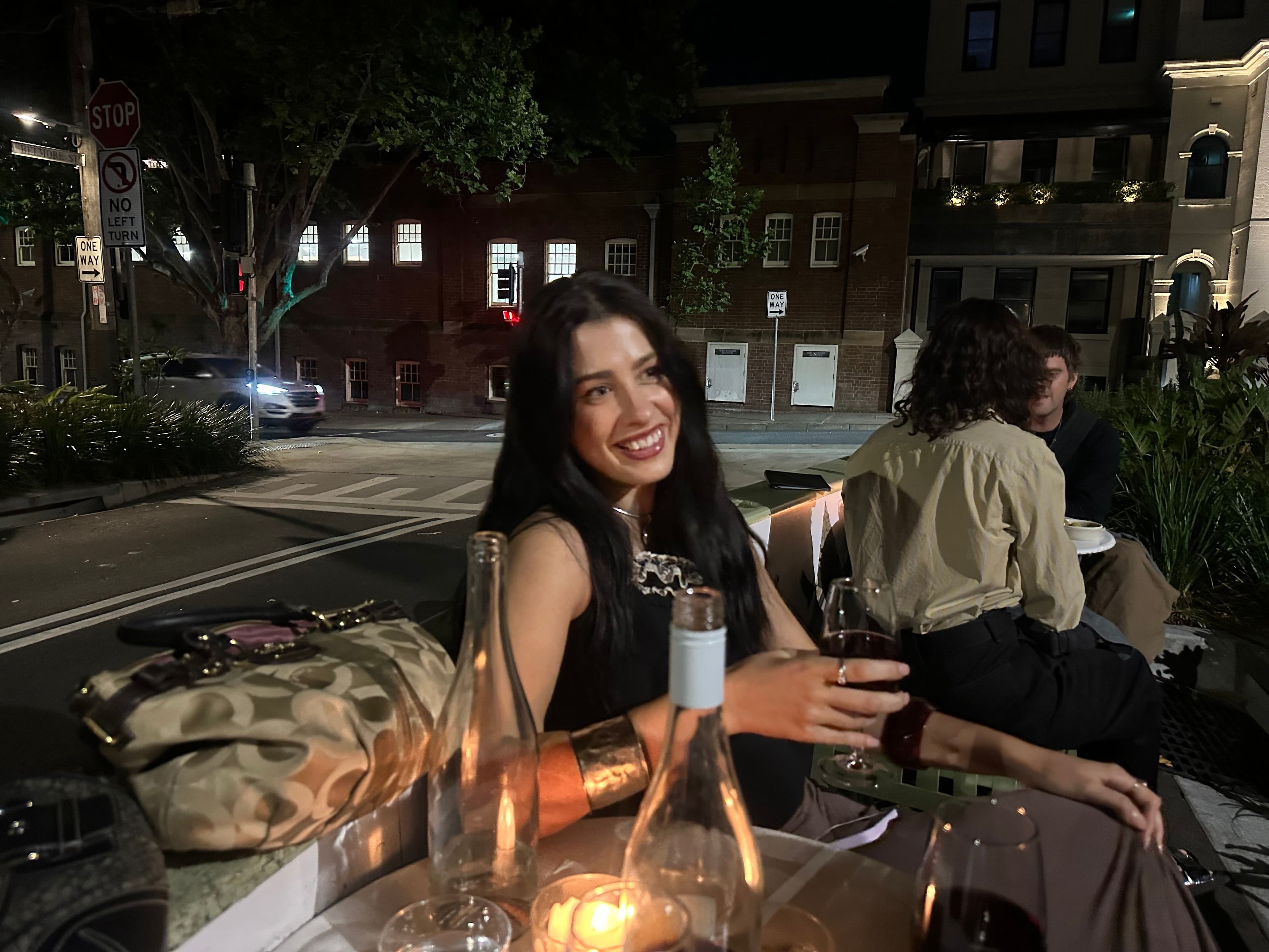 26YO girl looking for double room in fun, girly sharehouse - photo 2