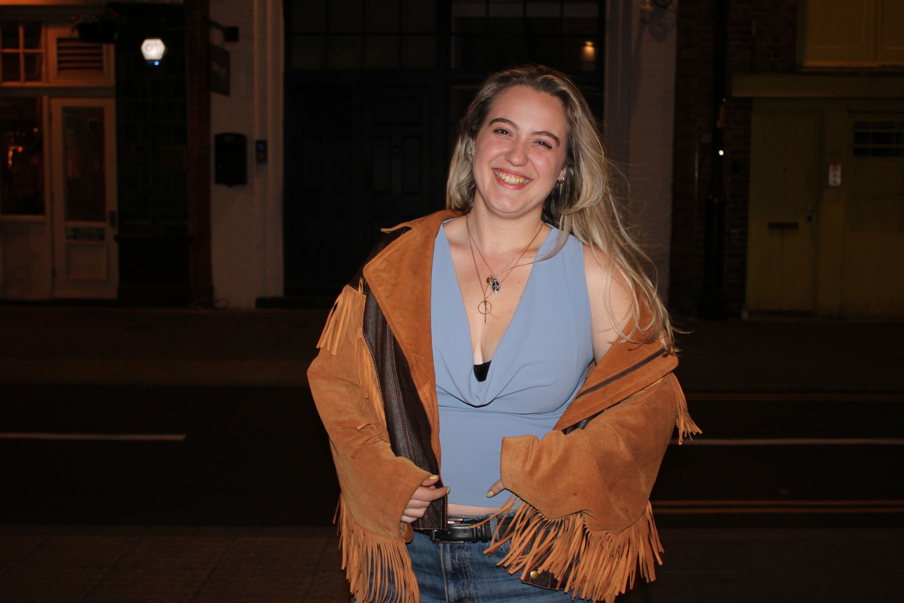 Looking for a room in a friendly London flatshare – from around 29 August - photo 1
