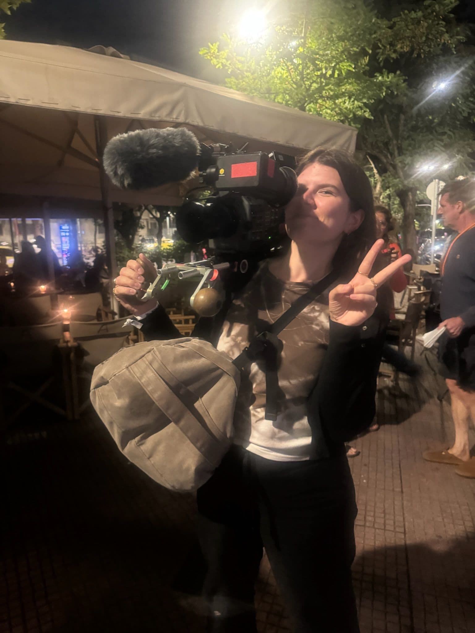 25 yr old TV Producer Looking For Room from Mid June - photo 4
