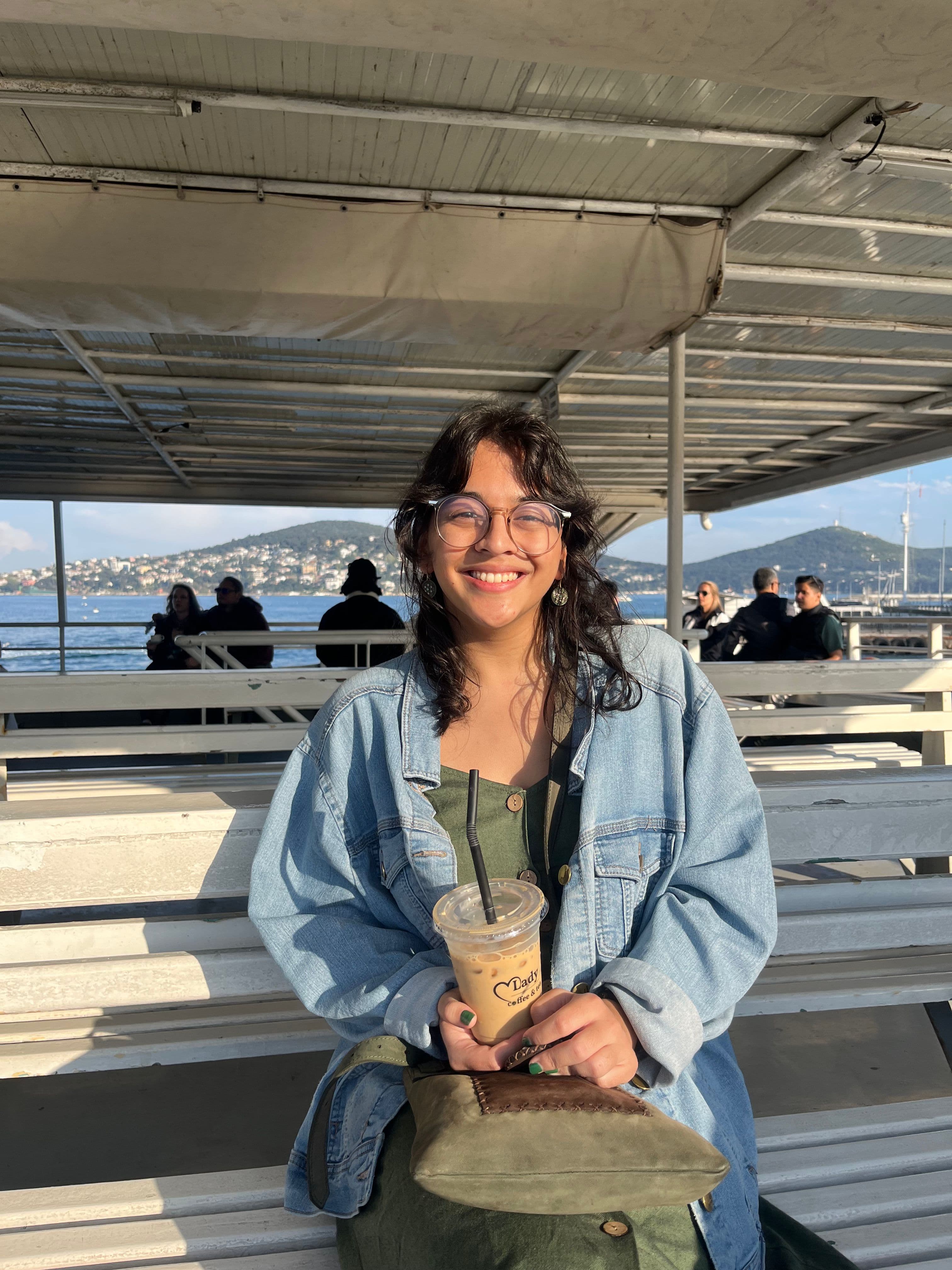 Friendly 25yo UAL Student looking for a bright room in North/Central London ◡̈ — photo 4