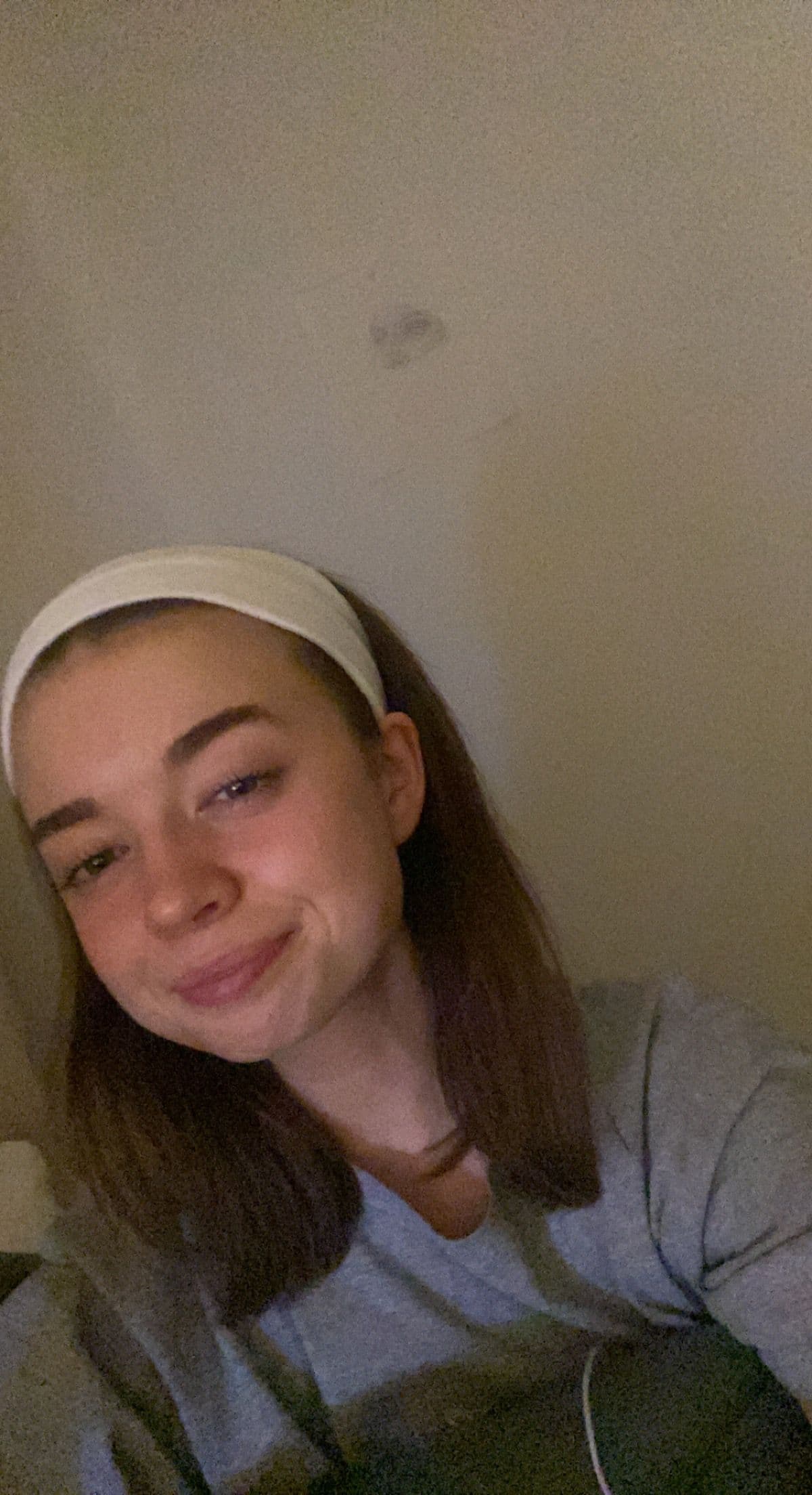Looking for a flatshare (girls only)✨ - photo 2