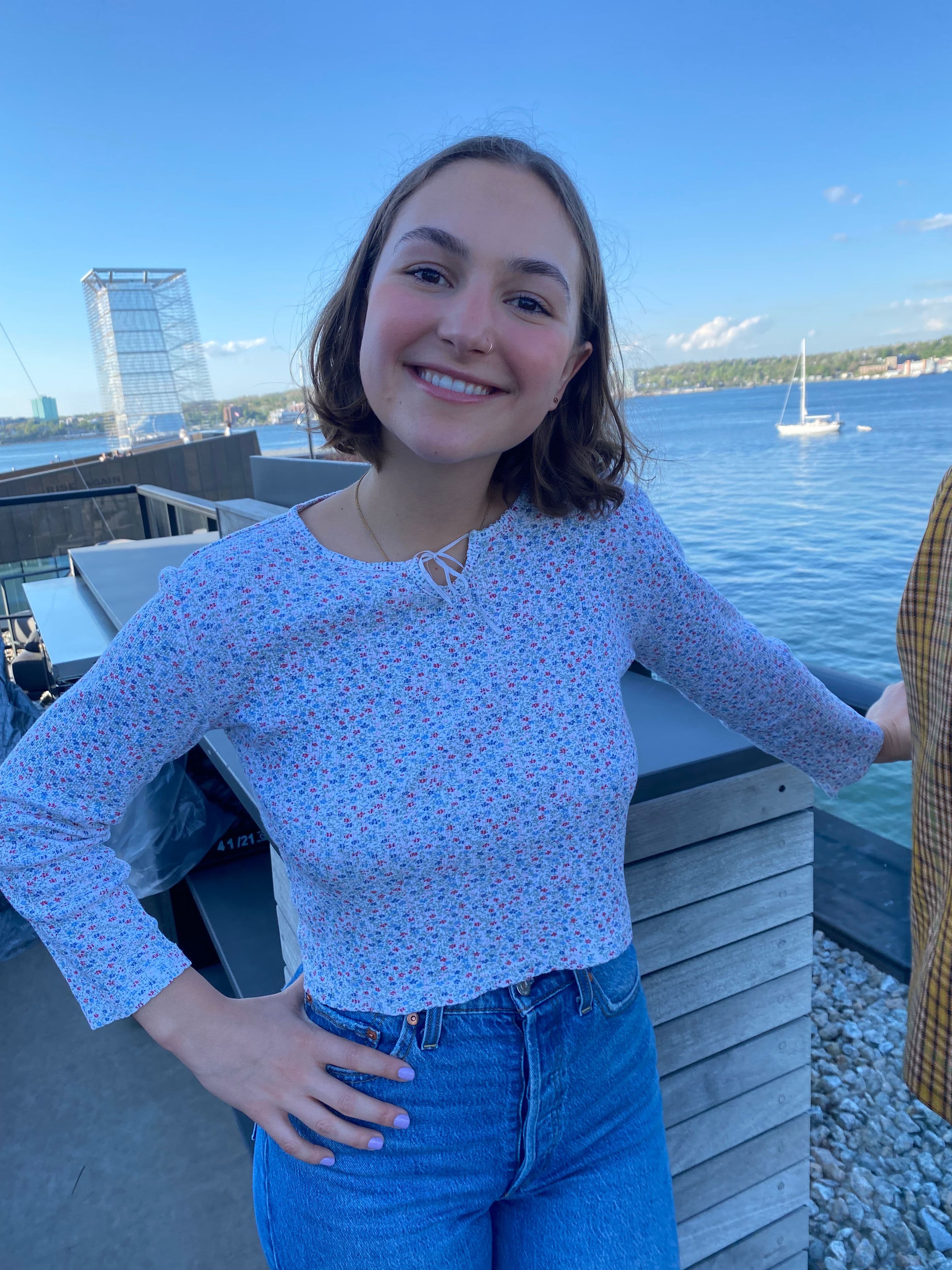 Canadian Postgraduate student looking for flatmate(s) - photo 3